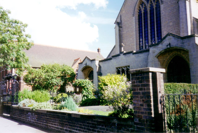 St Michael and All Angels, Mill Hill