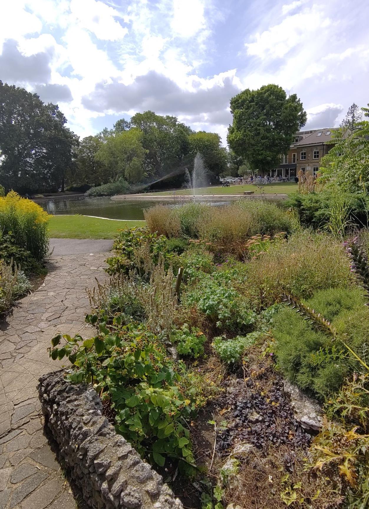 Pinner Memorial Park