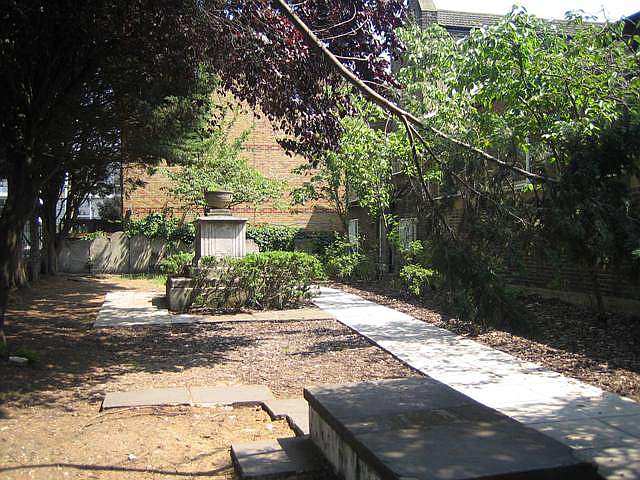 Globe Road Open Space