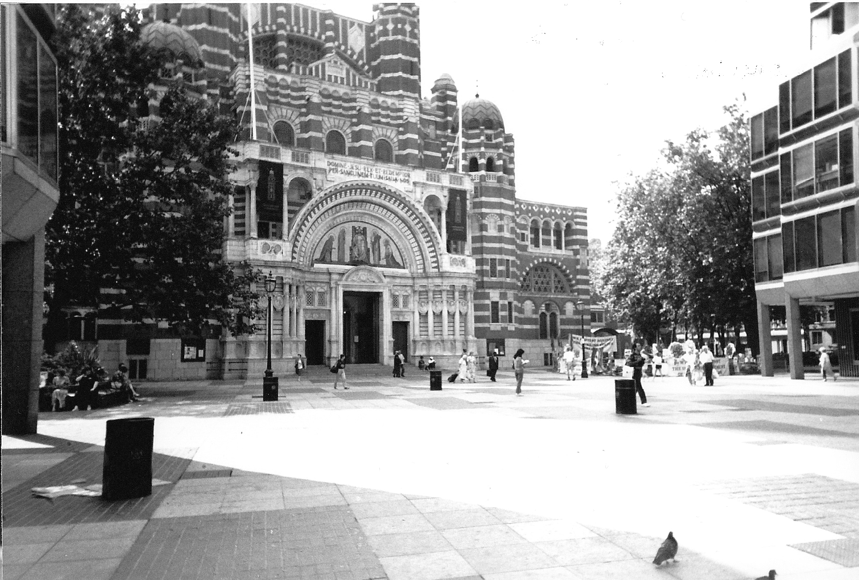 Westminster Cathedral Piazza