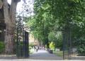 St Andrew's Gardens, Entrance gates, June 2009. Photo: S Williams