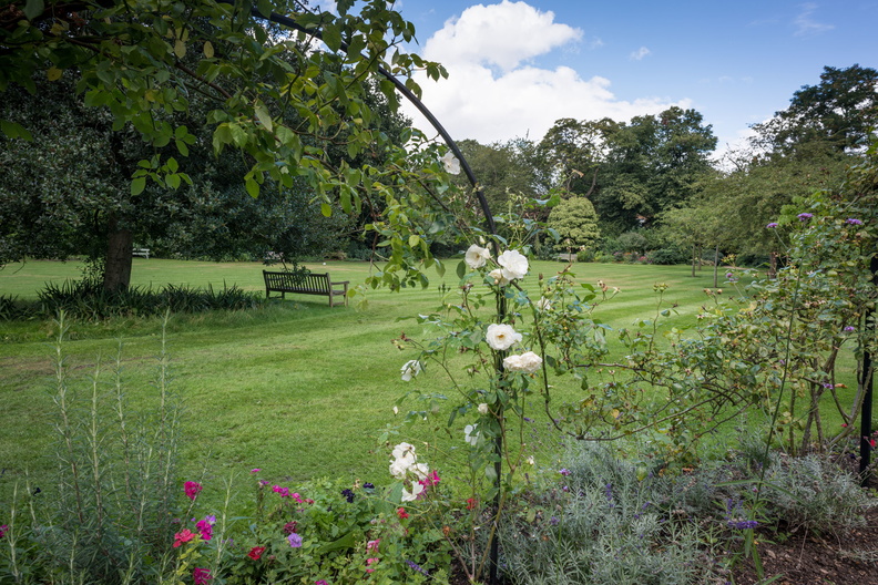 Edwardes Square *