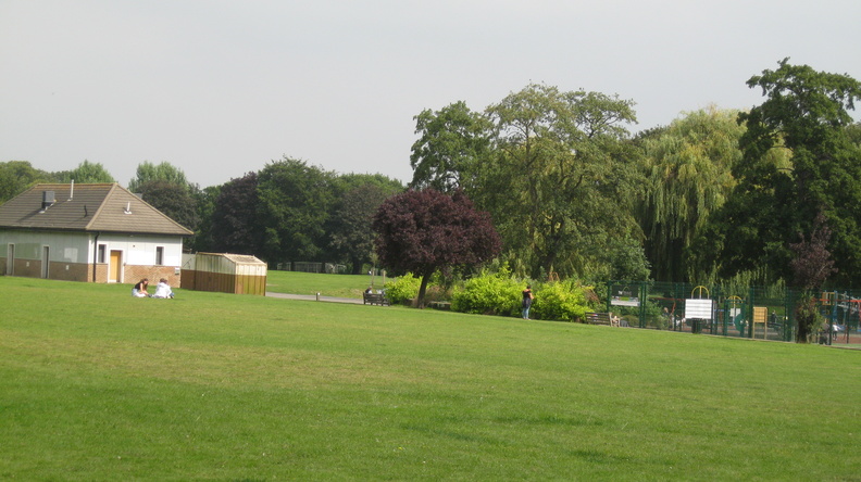 Kneller Gardens